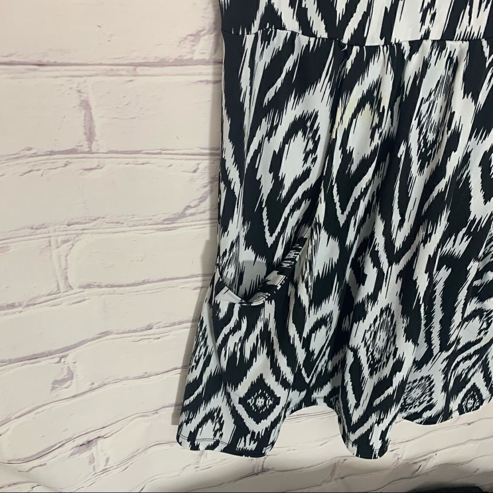 Apt 9 medium blouse - Picture 2 of 5